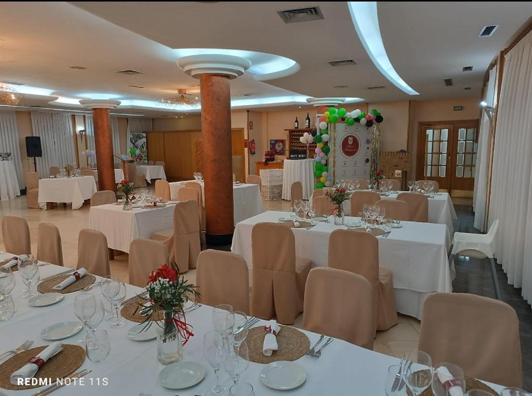 Hotel Helmantico Villares de la Reina Zewnętrze zdjęcie